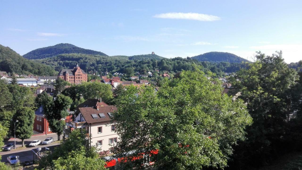 Ferienwohnung Anita Annweiler am Trifels Exterior foto